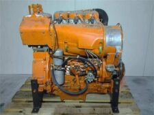 Motor Deutz F3L912 cu 3 Cilindri