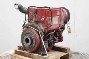 Motor deutz f3l1011 cu 3 pistoane, în stare bună 1 Motor deutz f3l1011 cu 3 pistoane, în stare bună