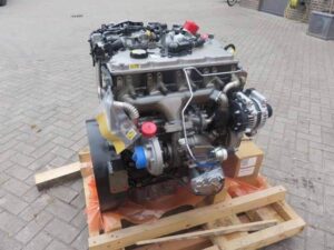 Motor diesel cat c4. 4 cu 4 cilindri, 2014 1 Motor diesel cat c4. 4 cu 4 cilindri, 2014