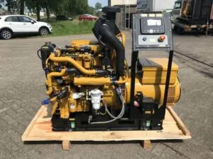 Motor caterpillar c4. 4-18 cu generator și panou de control