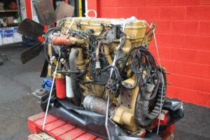 Motor caterpillar c9 300cp pentru excavatoare