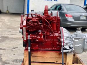 Motor cummins diesel 4 pistoane 105cp