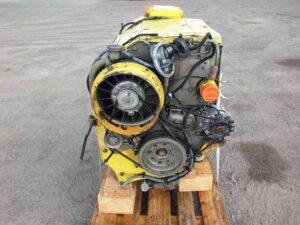 Motor deutz bf4l913 pentru liebherr r900 1 Motor deutz bf4l913 pentru liebherr r900