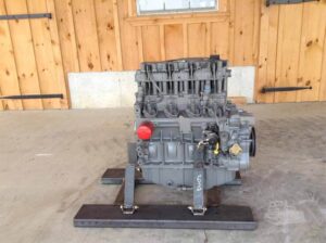 Motor deutz bf4m1011f pentru bobcat - vizualizare principală 1 Motor deutz bf4m1011f pentru bobcat – vizualizare principală