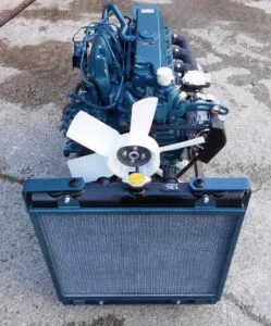 Motor kubota v2203 cu radiator nou