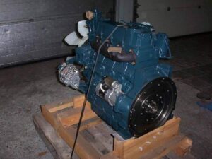 Motor kubota v3300 uzat