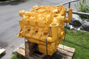 Motor mercedes second hand pentru utilaje liebherr - vopsit galben 1 Motor mercedes second hand pentru utilaje liebherr – vopsit galben