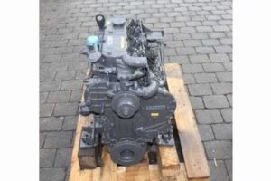Motor perkins 4236. 11