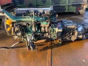 Motor volvo d9a300 din 2005 – second hand, complet, cu cutie de viteze inclusă
