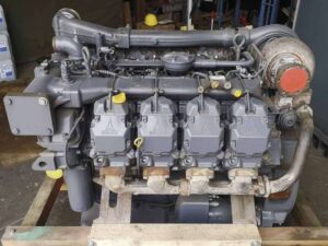 Motor complet deutz tcd 2015 v08 în stare foarte bună 1 Motor complet deutz tcd 2015 v08 în stare foarte bună