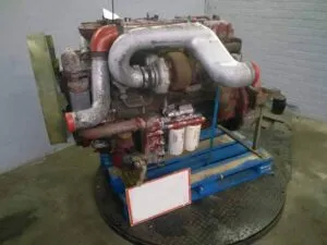 Motor complet iveco 846041 – utilizat, stare bună, pe suport metalic
