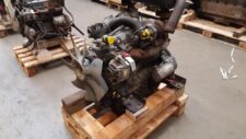 Motor Diesel Kubota V2403T - Second Hand, în Stare Bună, Disponibil pe Paleți
