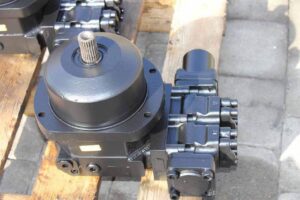 Motor hidraulic pentru excavator eder 825 de înaltă performanță
