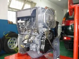 Motor cu 3 pistoane deutz f3l1011