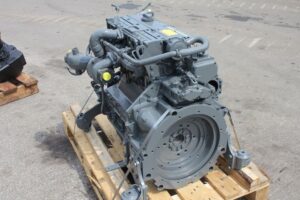 Motor recondiționat deutz bf4l1012e - import germania 1 Motor recondiționat deutz bf4l1012e – import germania