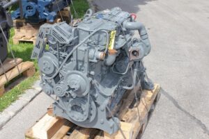 Motor deutz bf 4m 1013 second hand pe paletă