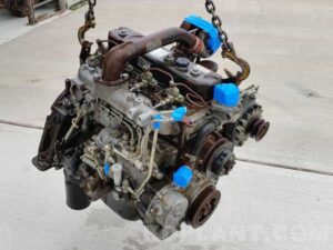 Motor second hand isuzu 4bg1t pentru hitachi ex120-5 1 Motor second hand isuzu 4bg1t pentru hitachi ex120-5
