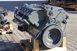 Motor deutz second hand cu 8 pistoane a8l614