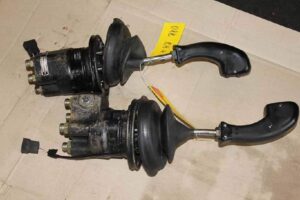 Joystick ok rh4 pentru utilaje industriale 1 Joystick ok rh4 pentru utilaje industriale