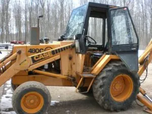 Piese buldoexcavator case 480c din dezmembrări – dezmembrăm buldoexcavatoare case