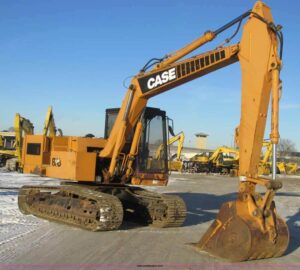Excavator pe șenile case 888 pentru piese de schimb 1 Excavator pe șenile case 888 pentru piese de schimb