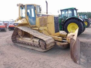 Piese de schimb buldozer caterpillar d5n – imagini și detalii