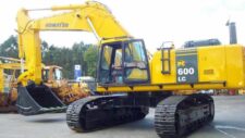 Piese de schimb din dezmembrare pentru Komatsu PC600 LC