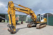 Piese de Schimb din Dezmembrări pentru Excavator Liebherr R934C NLC