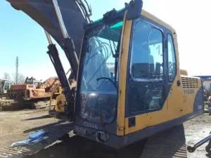 Excavator volvo ec180blc – piese de schimb