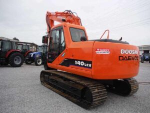 Piese de schimb pentru excavator doosan daewoo 140lcv din dezmembrări 1 Piese de schimb pentru excavator doosan daewoo 140lcv din dezmembrări