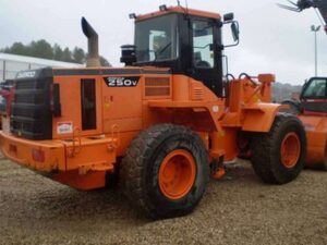 Piese de schimb pentru încărcător frontal daewoo mega 250v - piese din dezmembrări 1 Piese de schimb pentru încărcător frontal daewoo mega 250v – piese din dezmembrări