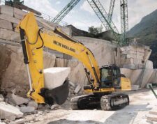 Piese de Schimb pentru Excavator New Holland E385 - Second Hand