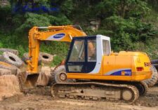 Piese de schimb second-hand pentru excavator Samsung MX132