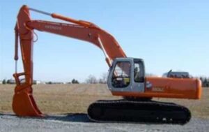 Piese de schimb pentru excavator hitachi ex370 - role de rulare, lanț de rulare, joystick 1 Piese de schimb pentru excavator hitachi ex370 – role de rulare, lanț de rulare, joystick