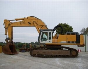 Piese dezmembrate pentru liebherr r974 – role de rulare, reductor de rotire
