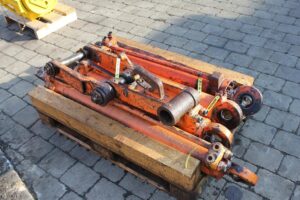 Cilindri hidraulici atlas 1302 d din dezmembrări 1 Cilindri hidraulici atlas 1302 d din dezmembrări
