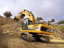 Piese din dezmembrări pentru excavatoare JCB JS240 și JS330