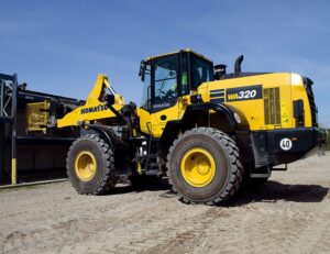 Piese din dezmembrări komatsu wa320 – motor, axă, butuc, difețențial
