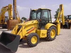 Buldoexcavator komatsu wb14 – piese din dezmembrări