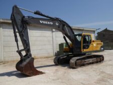 Piese din dezmembrări Volvo EC290: motor, pompă hidraulică, coroană de rotire