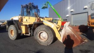 Încărcător frontal komatsu wa320-5h second-hand