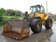 Piese din dezmembrari incarcator frontal Volvo L120E