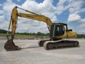 Piese din dezmembrări pentru excavator komatsu pc250lc – motor, coroană de rotire, pompă hidraulică
