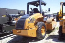 Piese din dezmembrări pentru compactor Case SV210