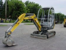 Excavator Gehl second-hand și recondiționat