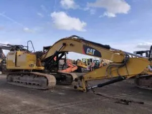 Excavator caterpillar 324 eln, 2013 – piese disponibile