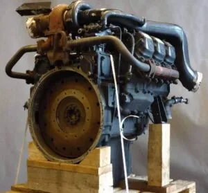 Motor mercedes om364a pentru excavator – piese motor