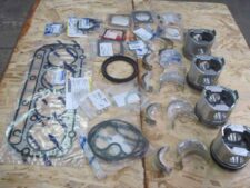 Piese noi pentru motoare Yanmar: set complet de garnituri, pistoane și rulmenți