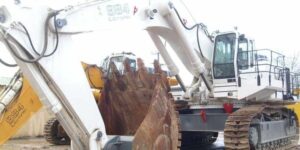 Piese second hand excavator liebherr r984c