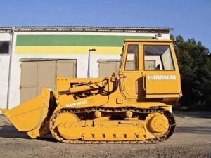 Buldozer second hand hanomag d600 - piese și accesorii disponibile 1 Buldozer second hand hanomag d600 – piese și accesorii disponibile